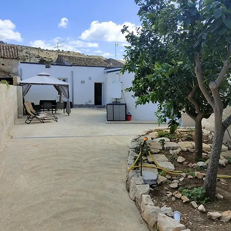 Holiday home Sicilia Bedda